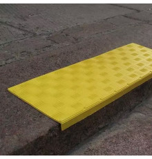 Проступь резиновая 250x740 мм ТУ 2530-003-88668243-2016